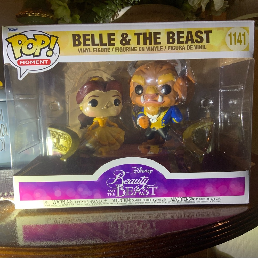 Funko Pop! Moment Disney Belle & The Beast 1141